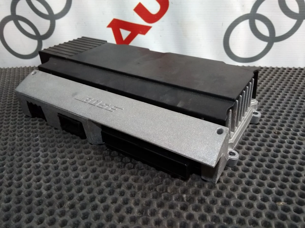 Усилитель акустической системы Audi A6 C6 (2004—2008)