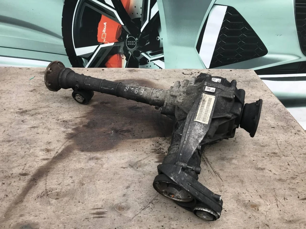 Редуктор переднего моста Audi Q7 4L (2005—2009)