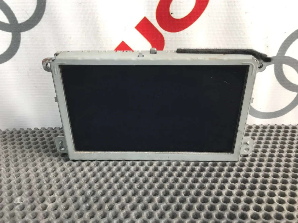 Дисплей информационный Audi A6 C6 (2004—2008)