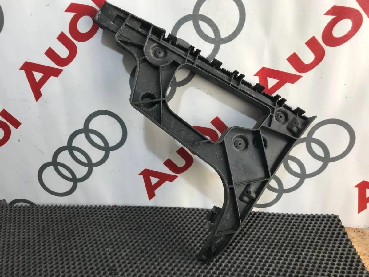 Кронштейн заднего бампера правый Audi A5 I (2007—2011)