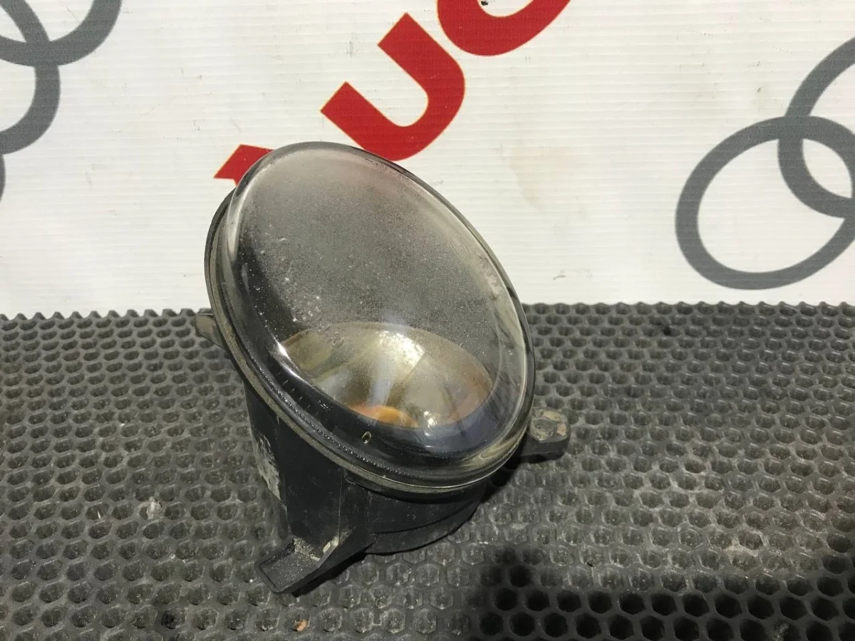 Фара противотуманная правая Audi A5 I (2007—2011)