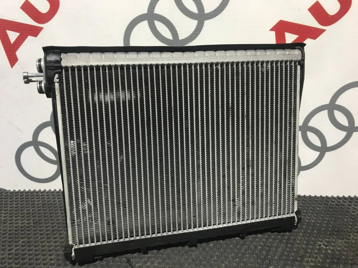 Испаритель кондиционера Audi A6 C6 (2004—2008)