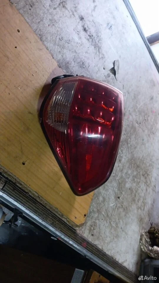 Фонарь задний правый в крыло инфинити qx56 z62