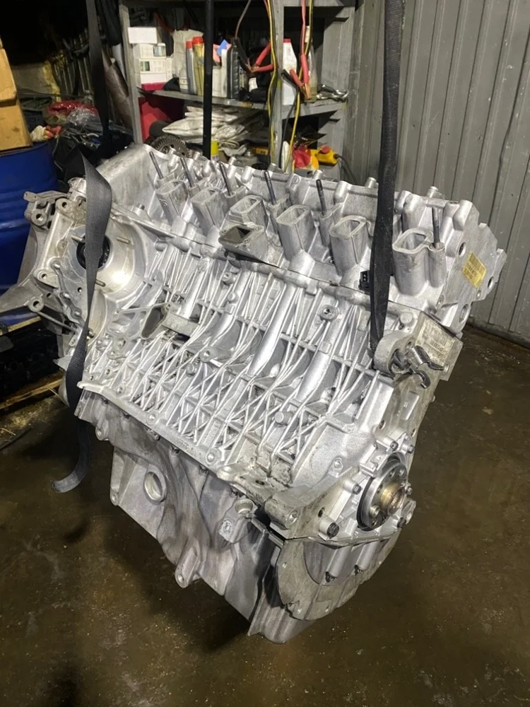 Двигатель BMW X5 30sd E70