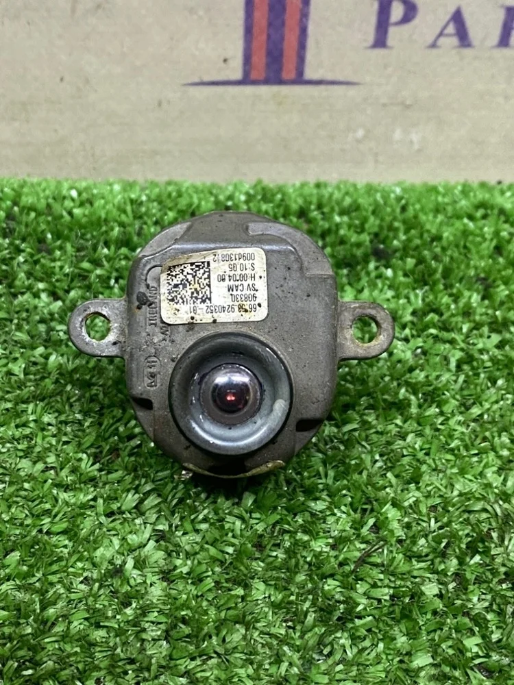 Камера бокового обзора BMW F10