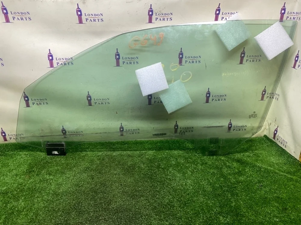 Стекло BMW E93