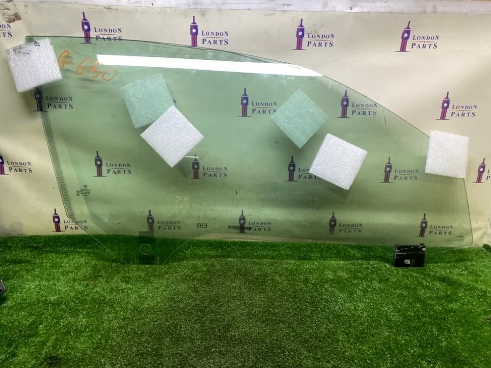 Стекло BMW E93