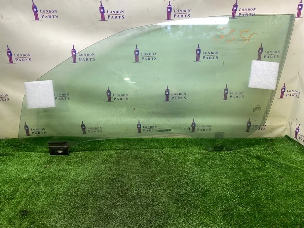 Стекло BMW E93