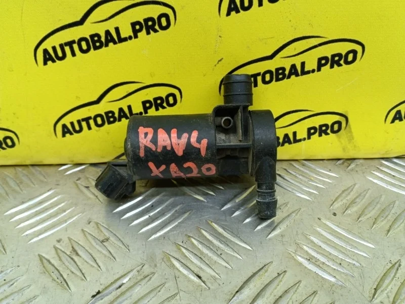 Моторчик омывателя Toyota Land Cruiser 200 (2008-2021) 2015 3670578207