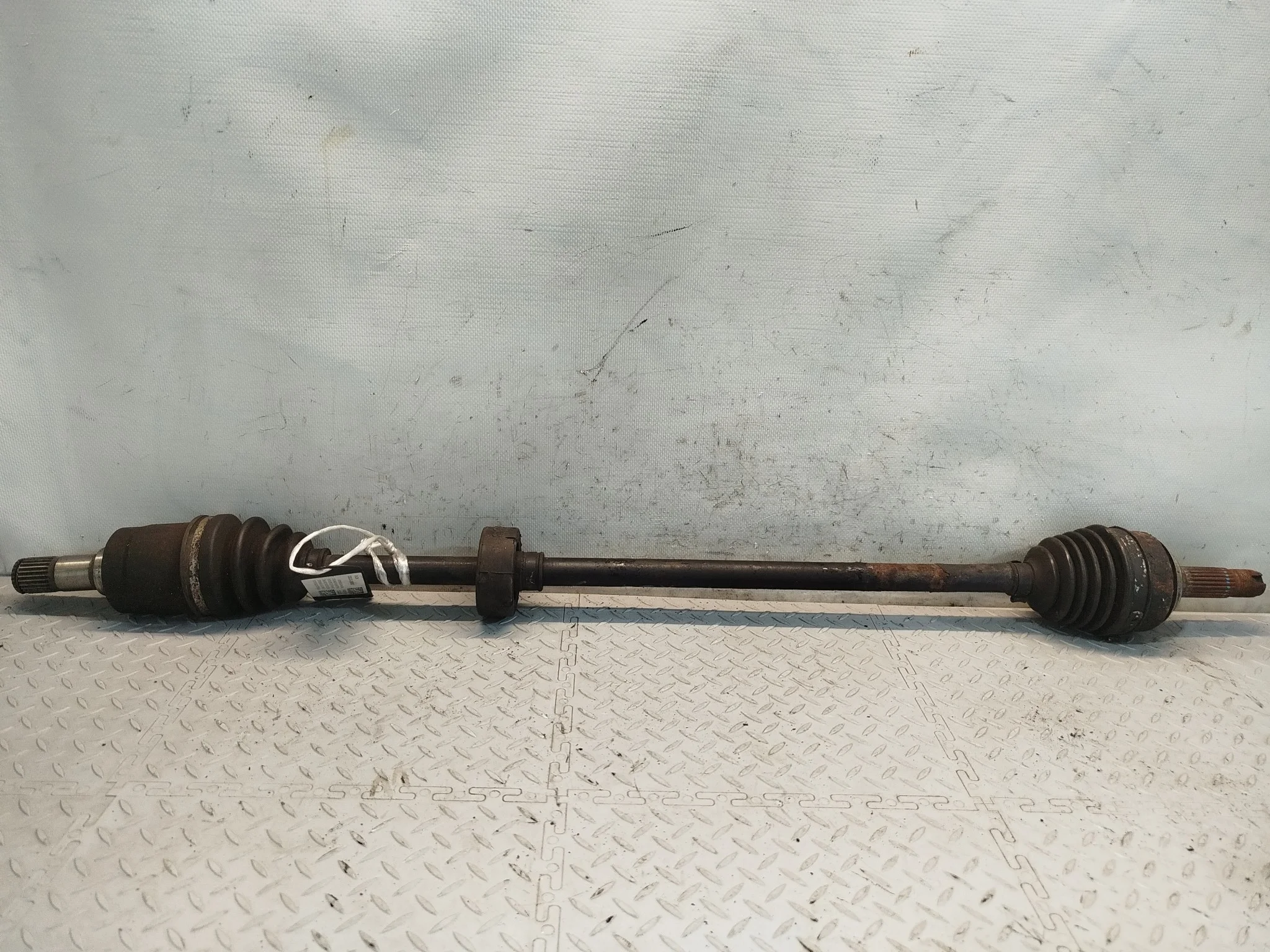 ПРИВОД HONDA ПЕРЕД ПРАВО 44305SAA000 KE743