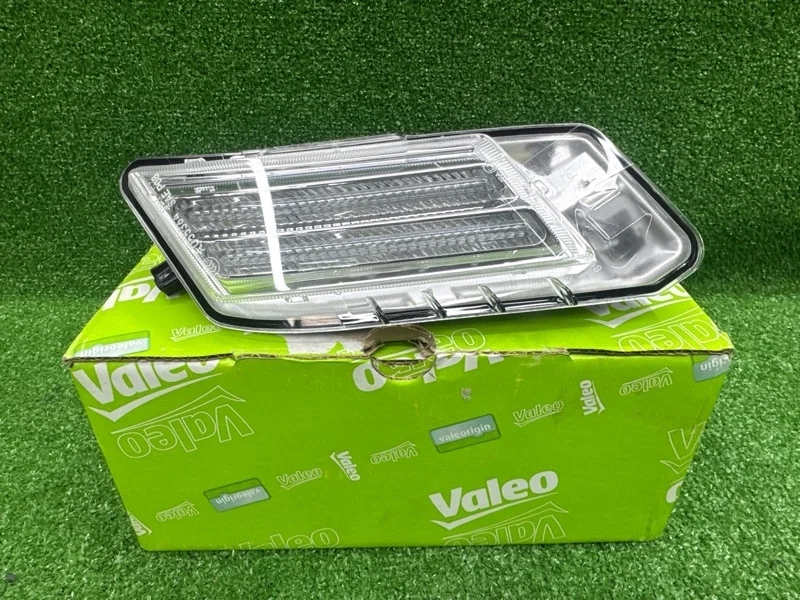 Дневной ходовой огонь VOLVO XC60 2010 31290873, передний левый