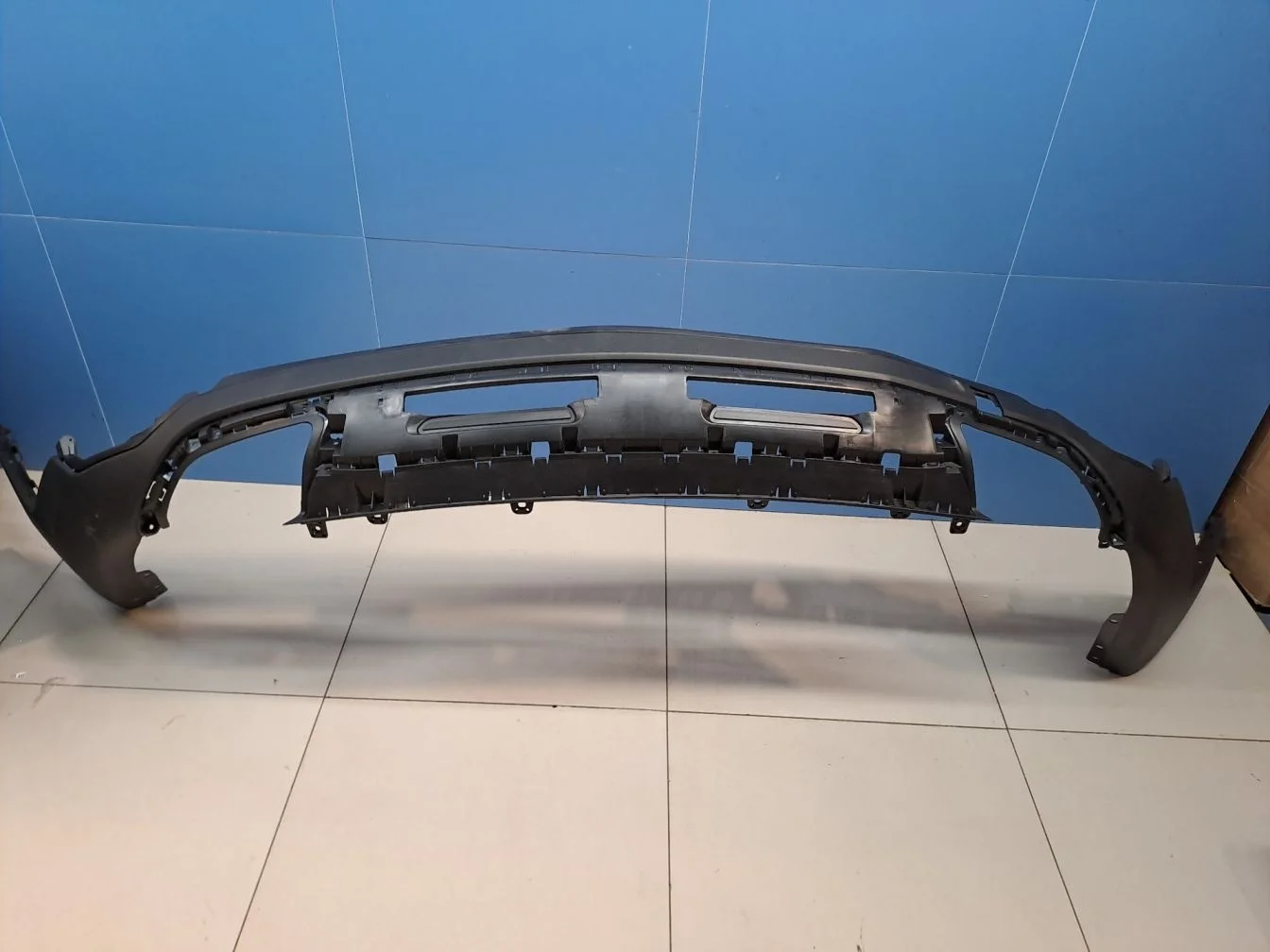 Юбка заднего бампера для Hyundai Grand Santa Fe 2013-2018