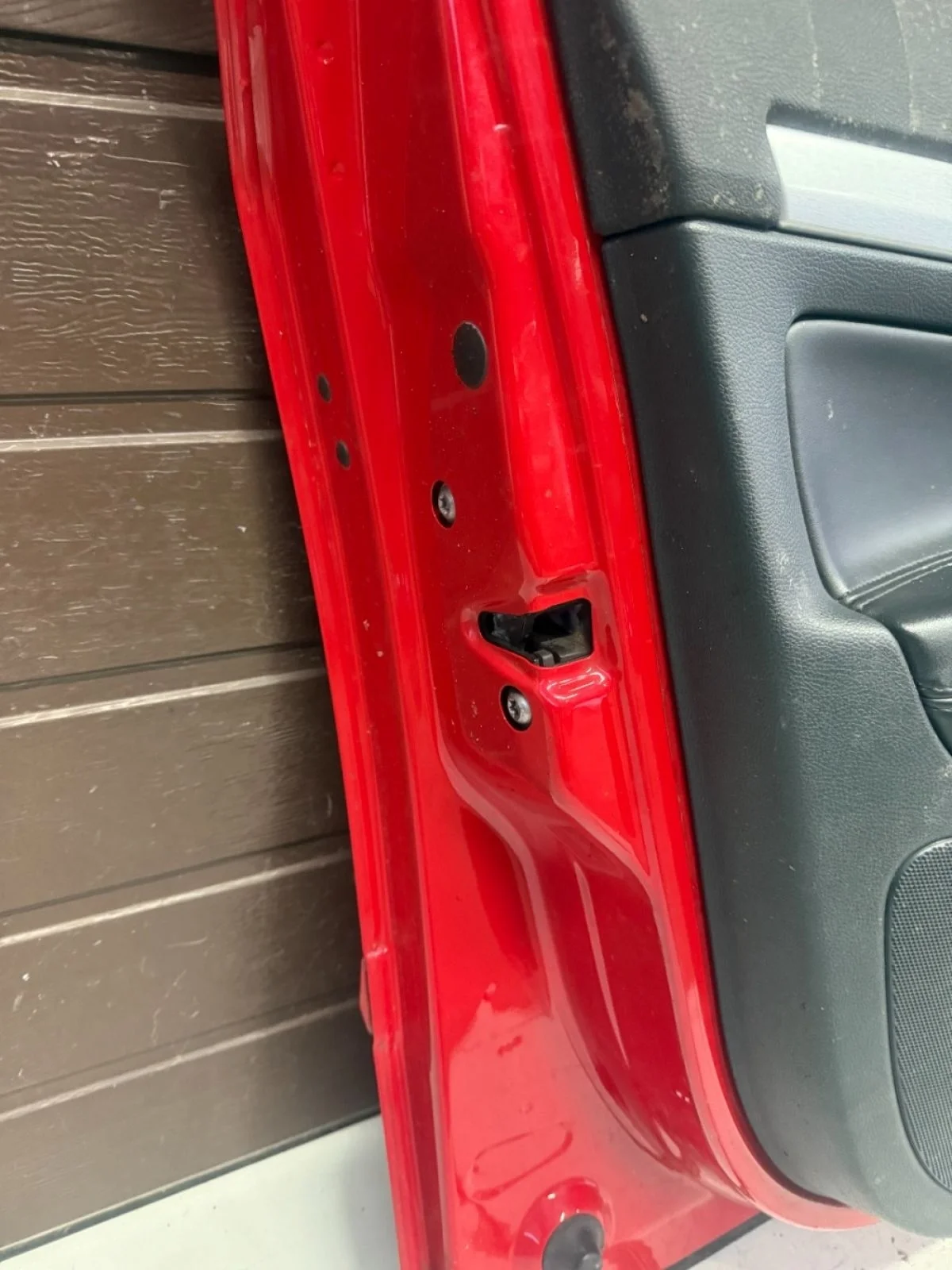 Замок двери передней левой Skoda Octavia II (2004—2009)