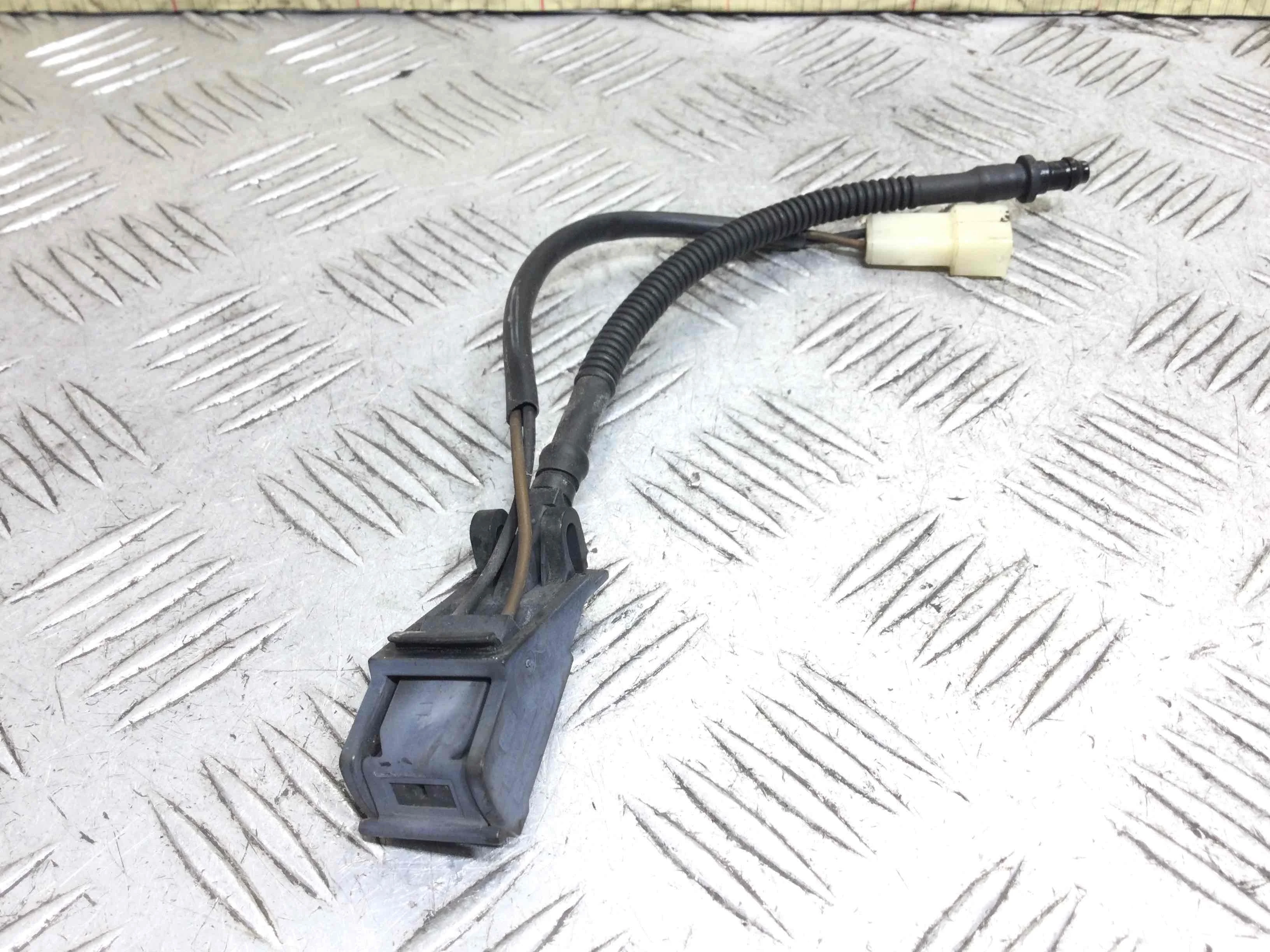 Форсунка омывателя Volkswagen Touareg 1 поколение 2002-2007 дизель 3.0 TDI Автомат Внедорожник