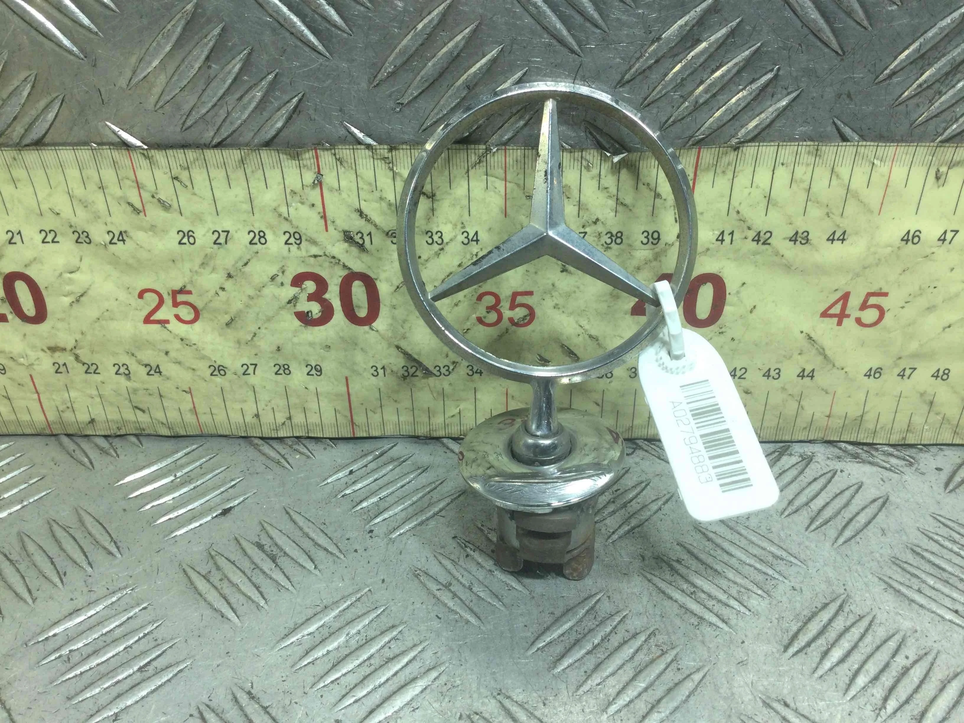 Эмблема Mercedes E-klasse E-klasse (W211) 2002 - 2009 дизель 2.2 CDI Автомат Универсал