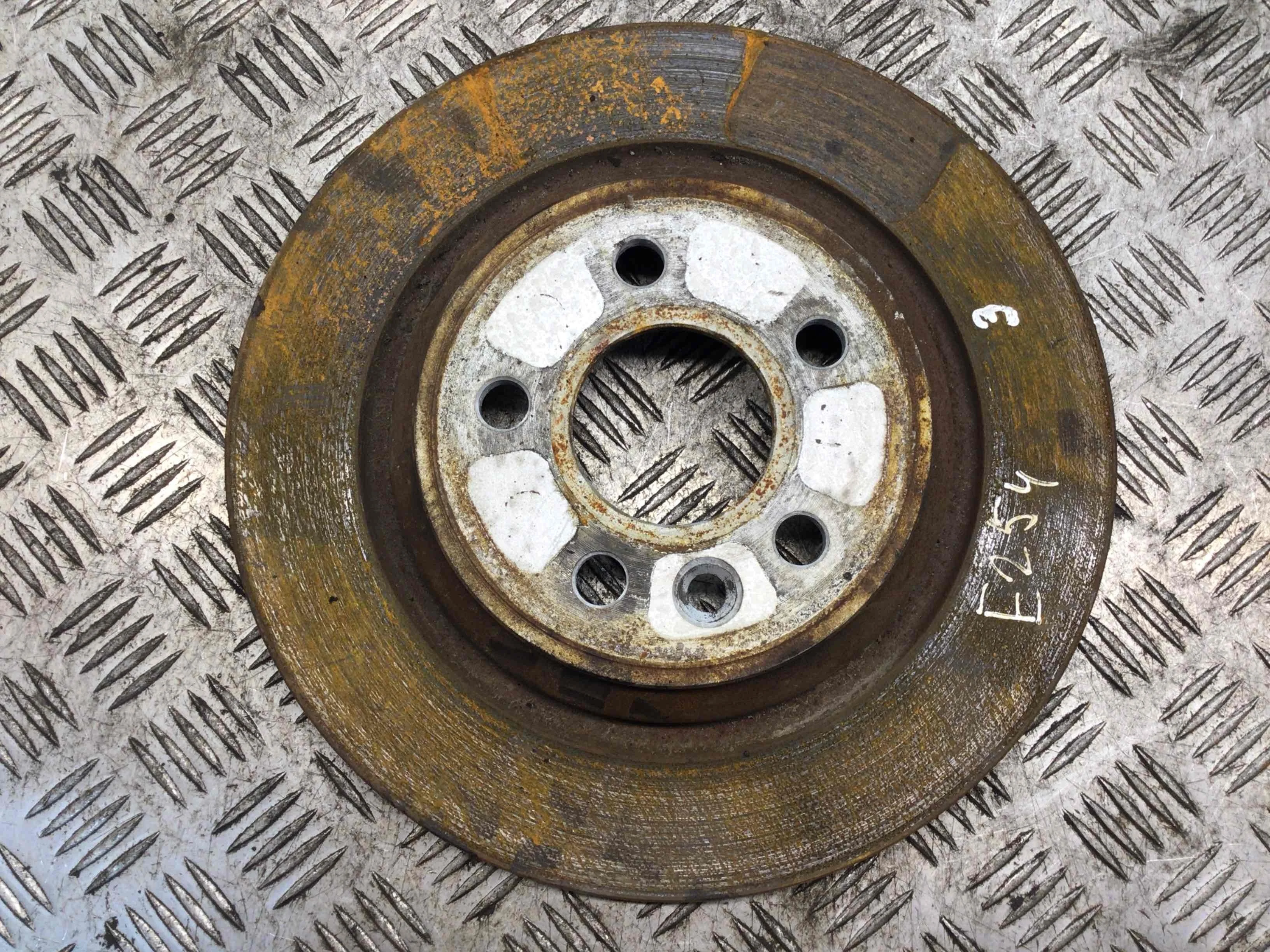 Диск тормозной задний Volvo V70 3 поколение (рестайлинг) (2013-2026) дизель 2.0 TD Автомат