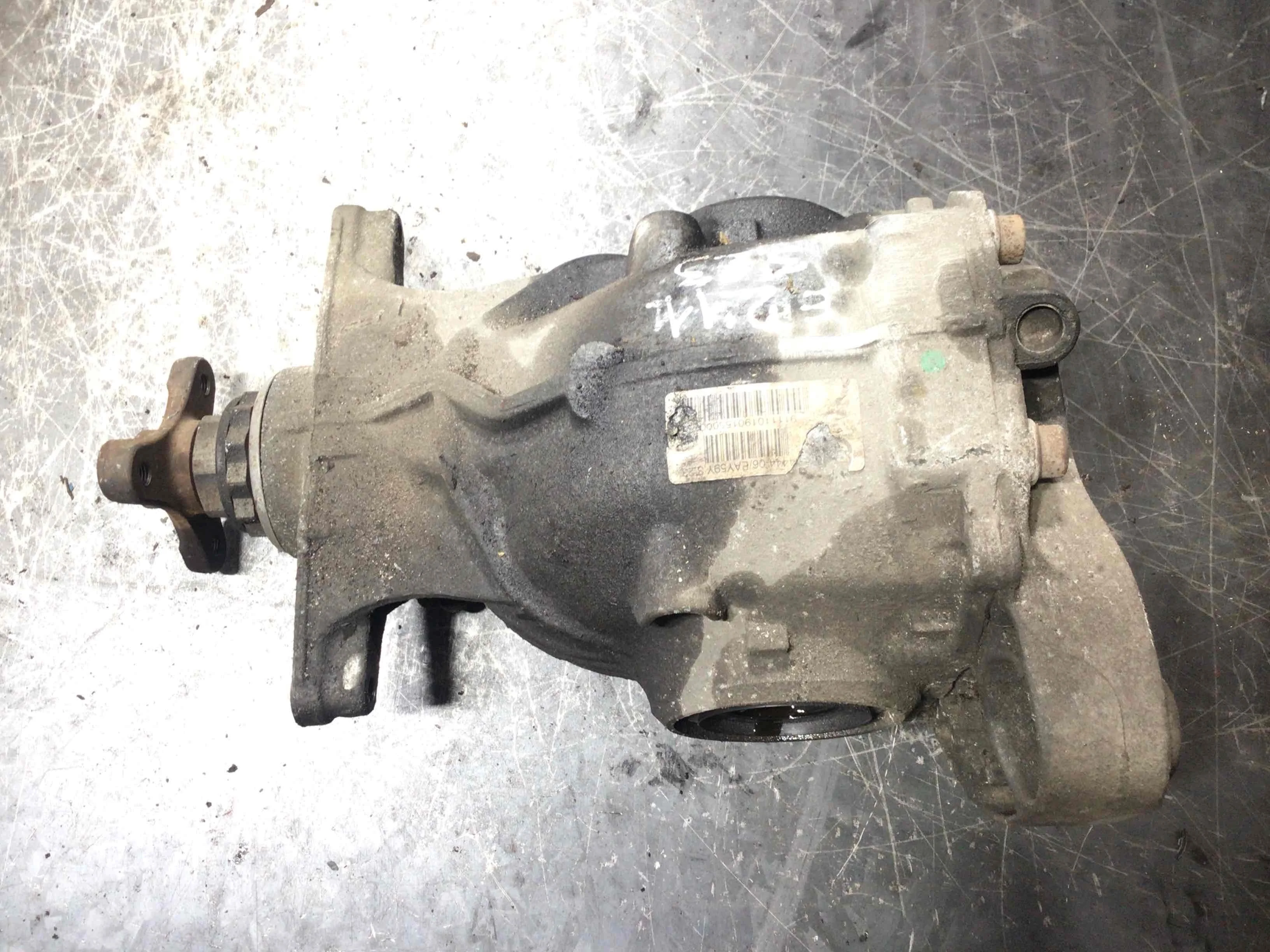 Редуктор заднего моста BMW 5-Series F10/F11/GT F07 (2009-2013) бензин 2.0 i Автомат Универсал