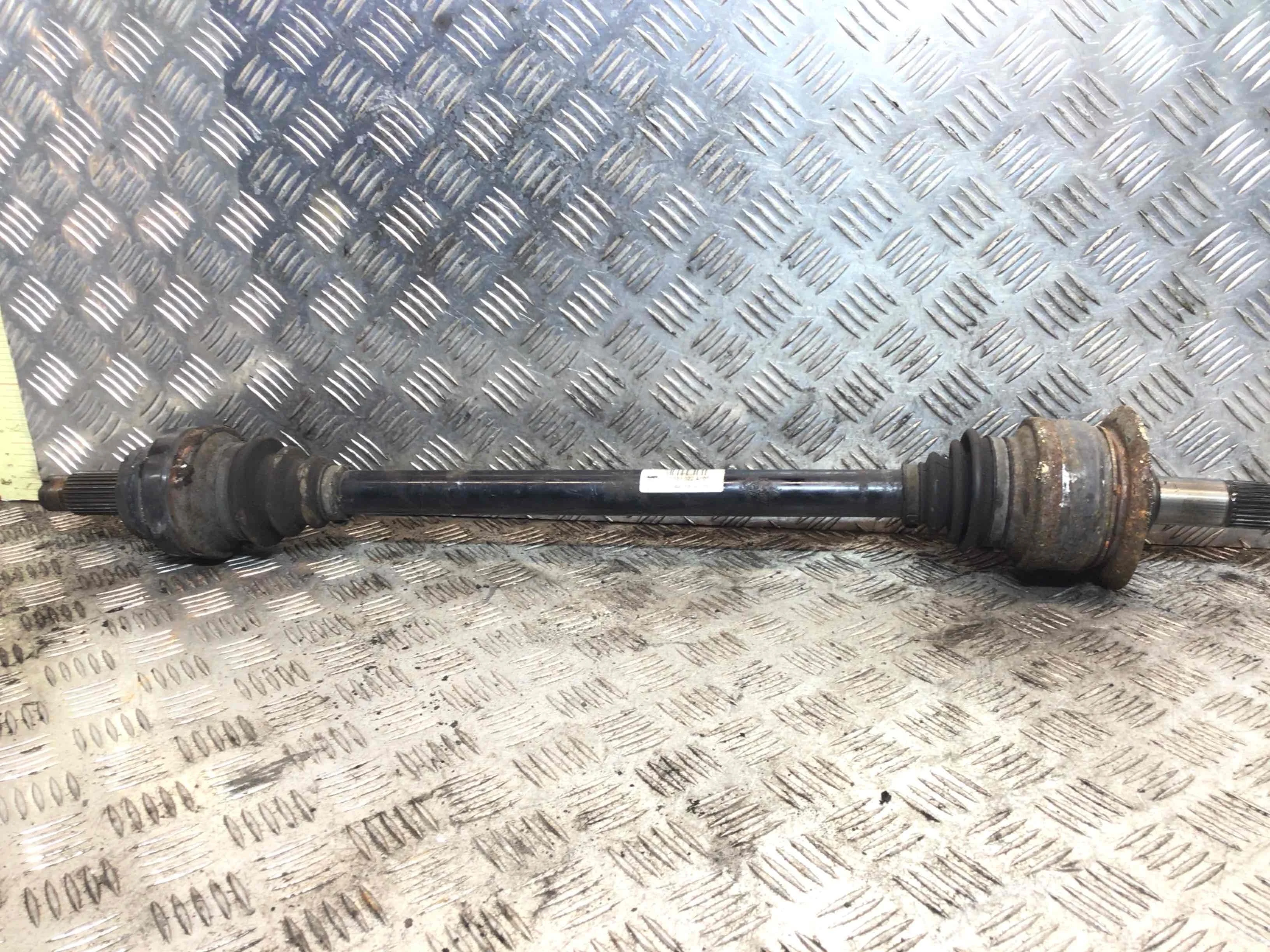 Полуось задняя (приводной вал, ШРУС) BMW 5-Series F10/F11/GT F07 (2009-2013) дизель 2.0 TD Механика Универсал