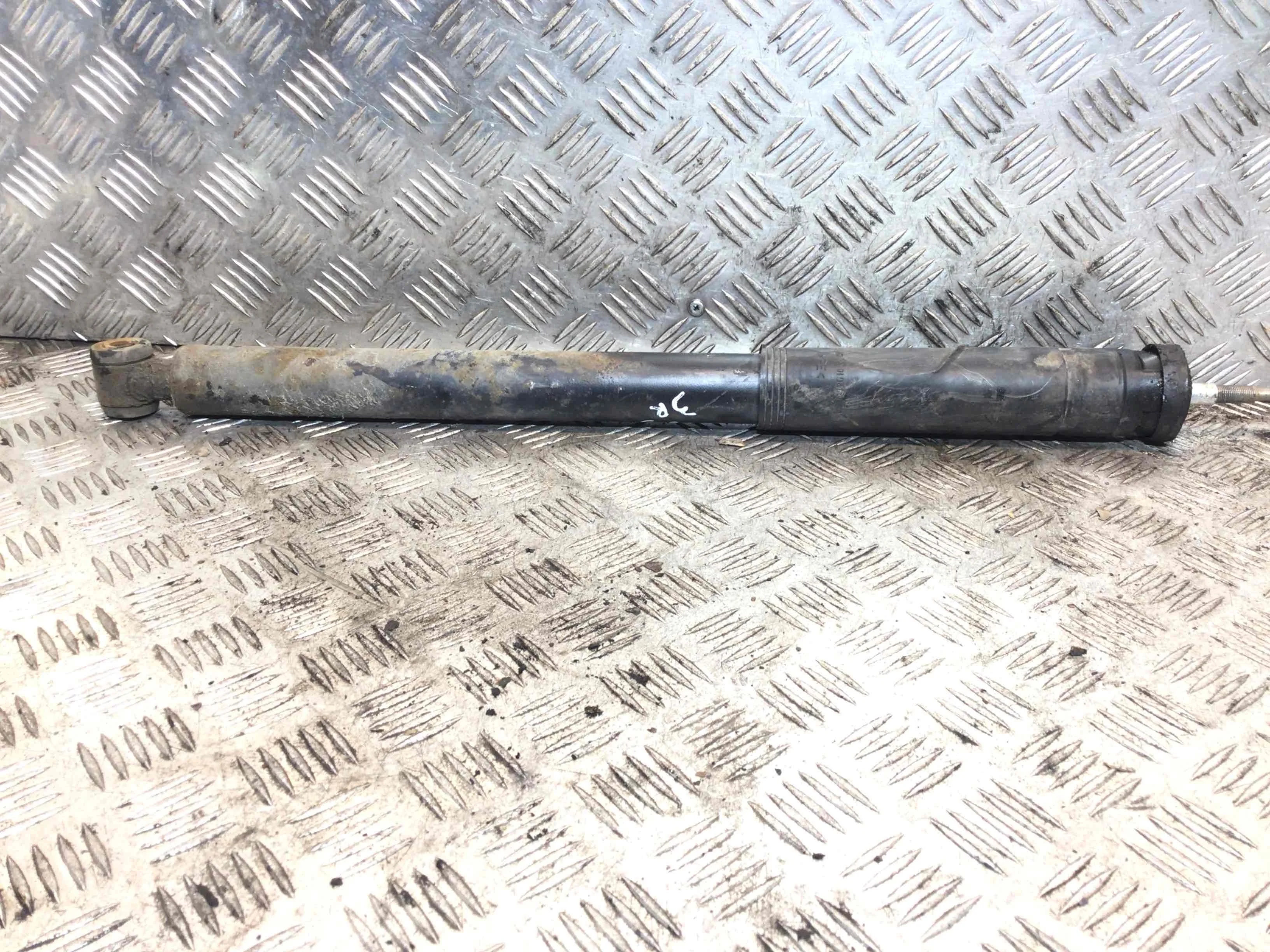 Амортизатор задний Mercedes CLC CL203 [рестайлинг] (2008-2011) бензин 3.5 i Автомат Купе