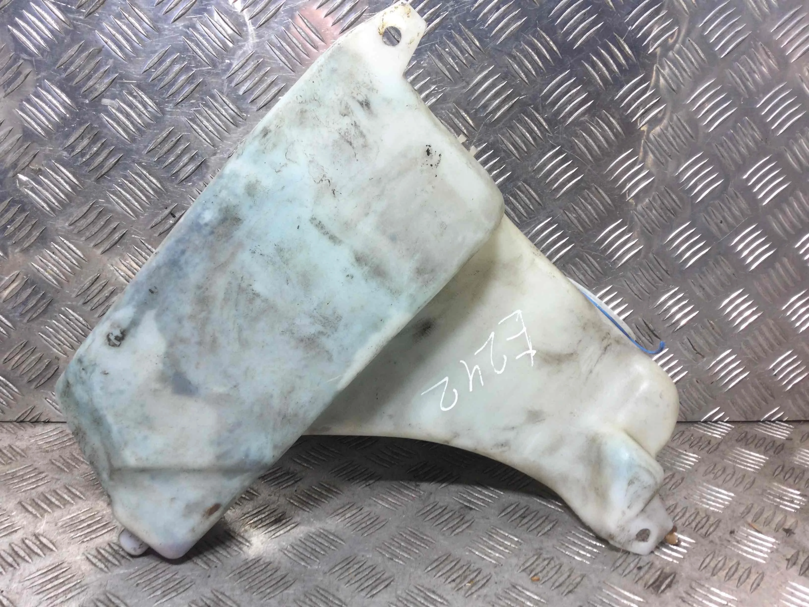 Бачок омывателя Volkswagen LT 2 поколение (1996-2006) дизель 2.5 TD Механика Микроавтобус