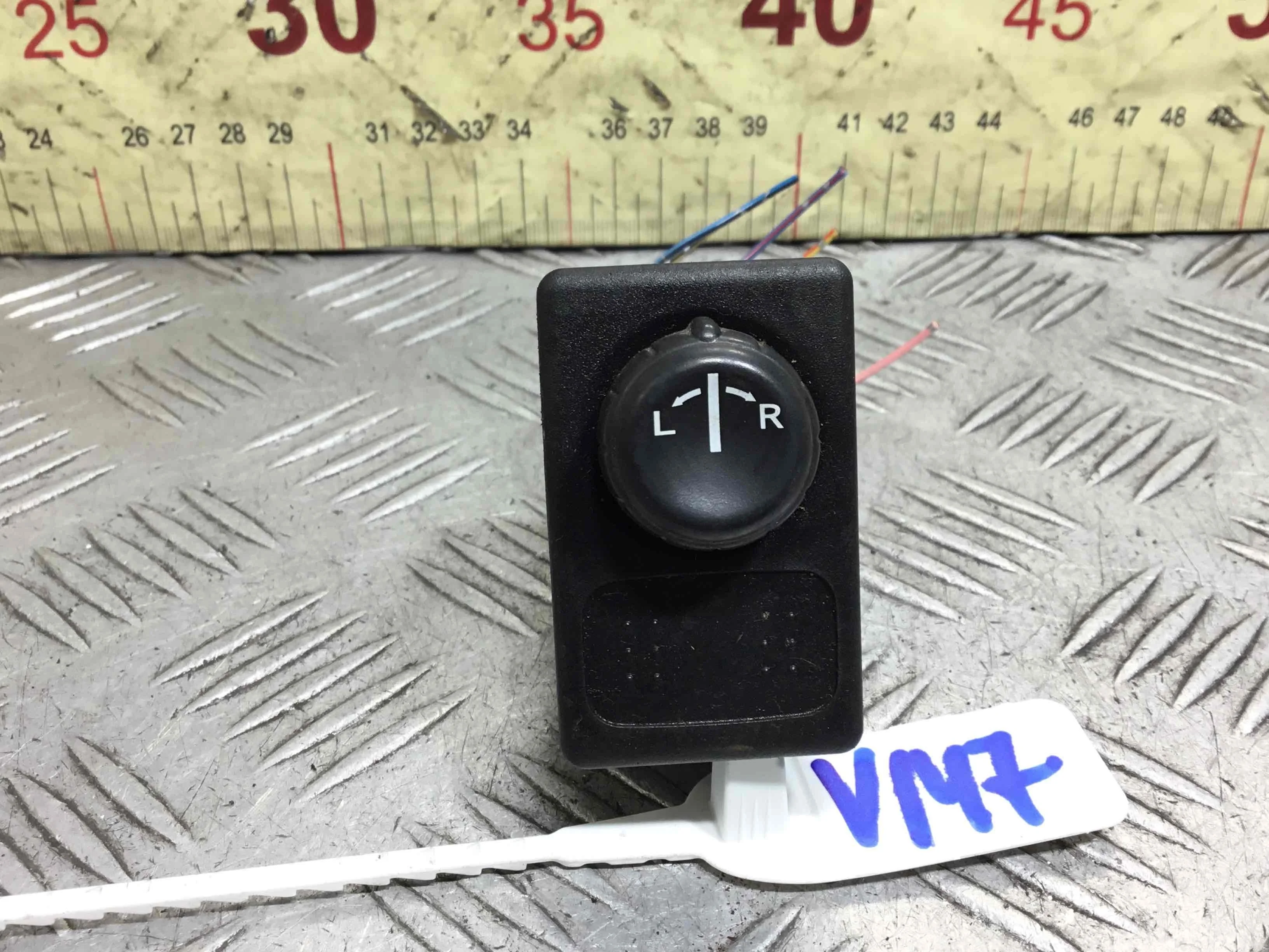 Джойстик регулировки зеркал Nissan Almera N16 (2000-2003) бензин 1.5 i Механика Х/б