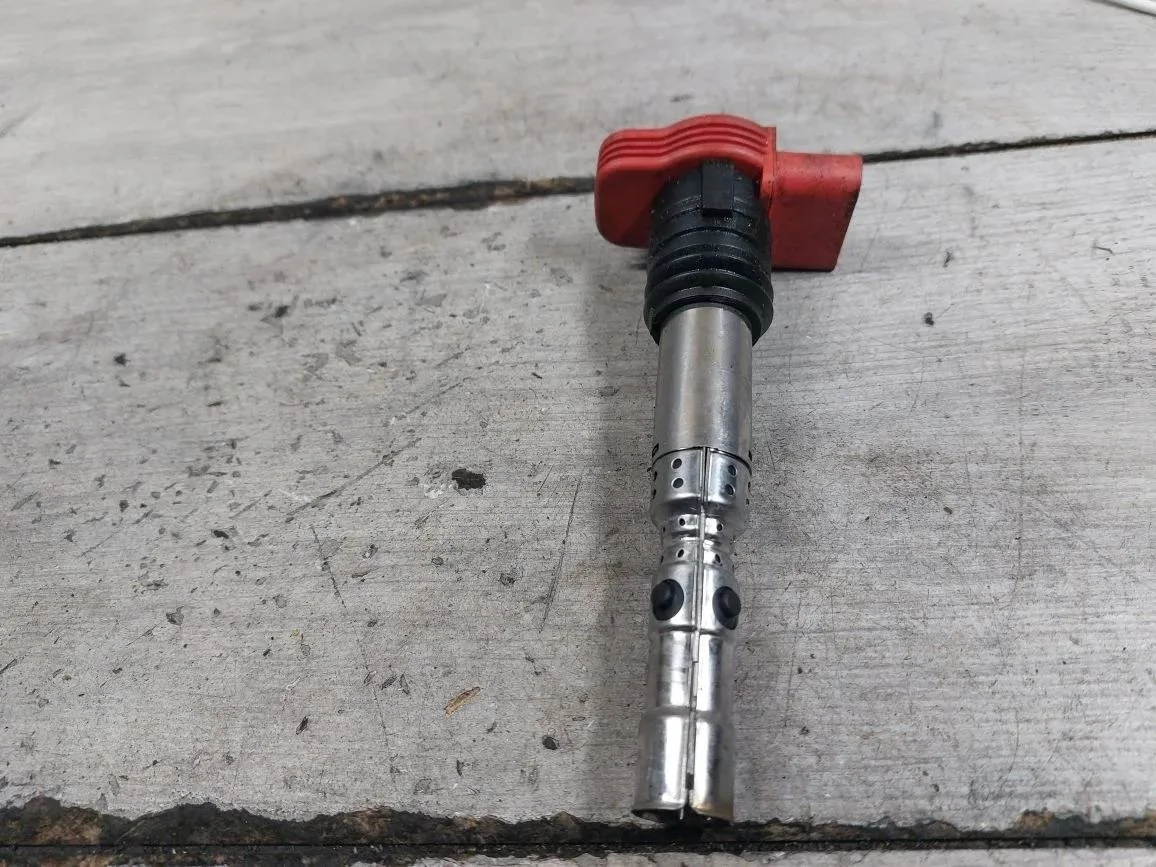 катушка зажигания Audi A6 4F/C6