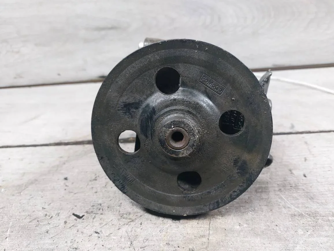 насос гидроусилителя руля Land Rover Freelander 2 L359