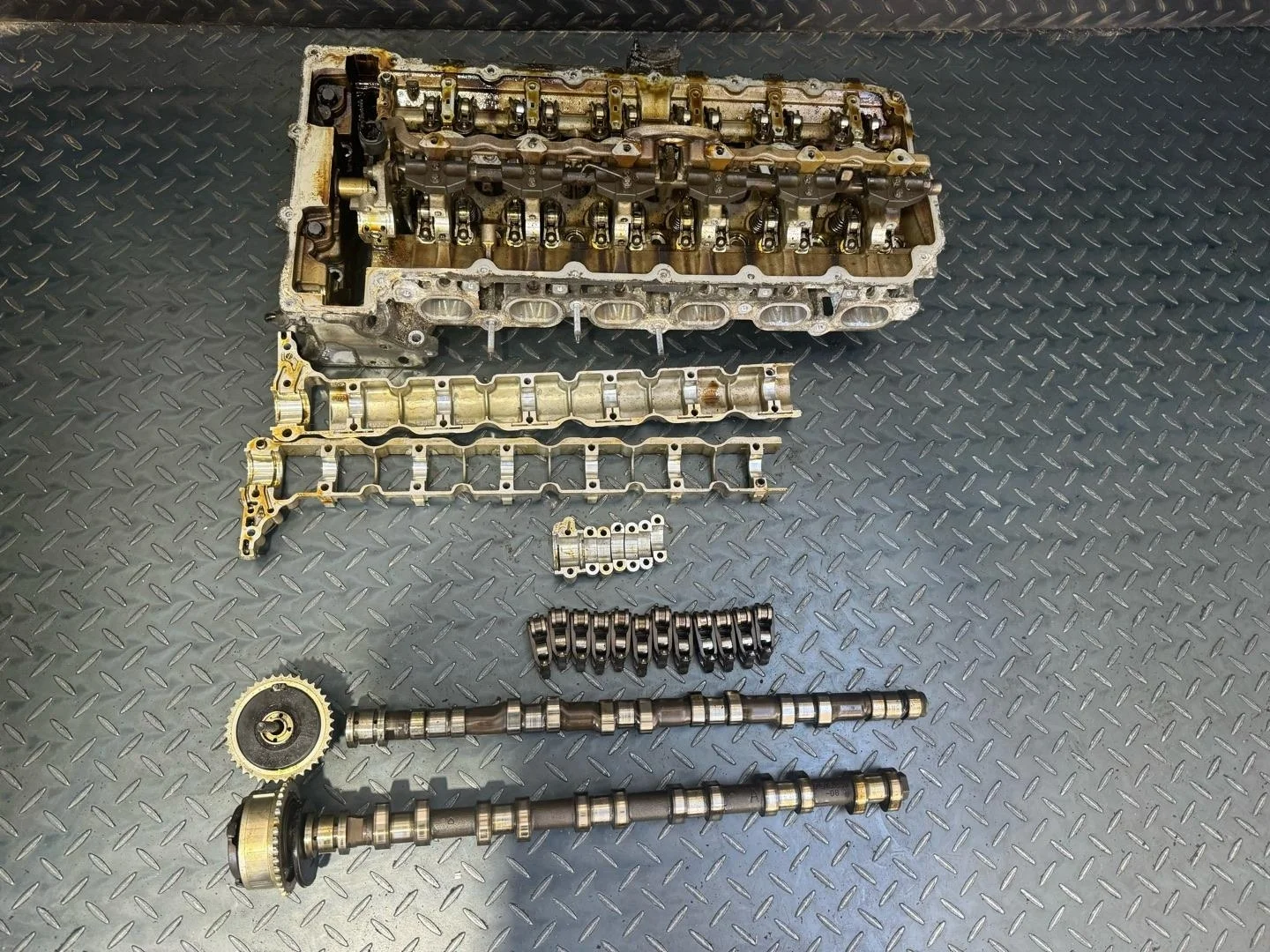 головка блока цилиндров BMW 3 E90/E91/E92/E93