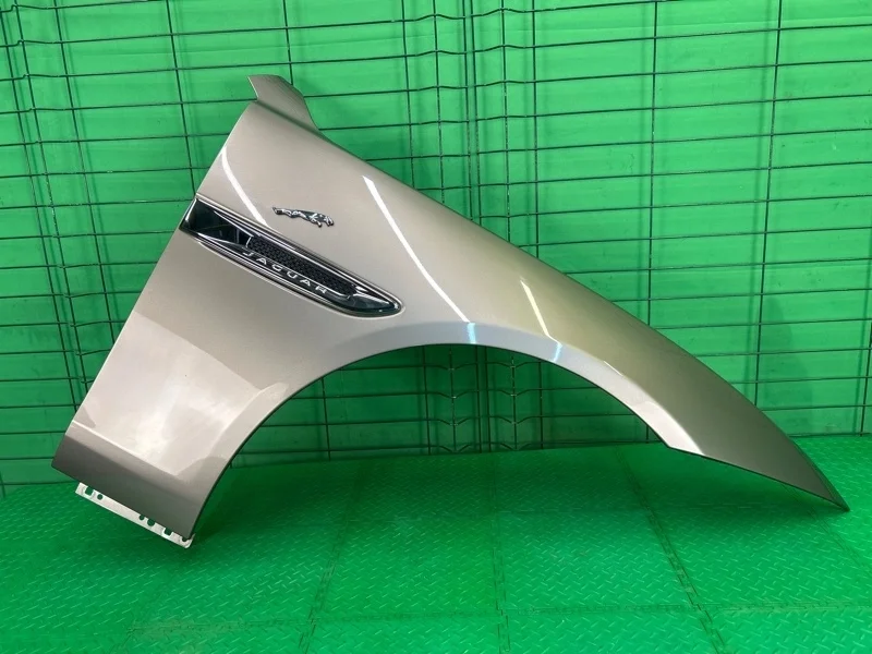 Крыло Jaguar XE X760