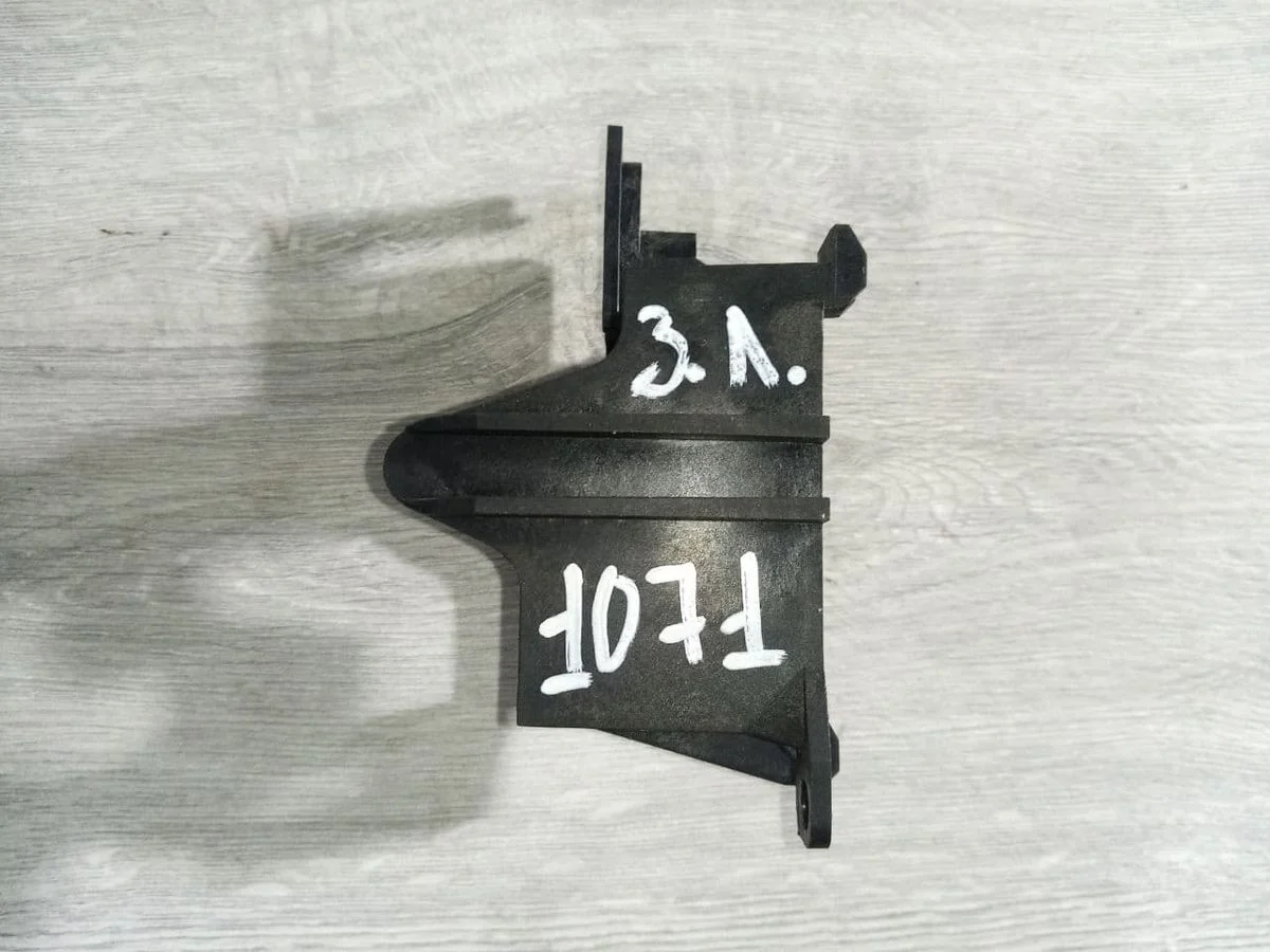 Ручка двери внутренняя левая Nissan Navara (D40) II рестайлинг (2010–2015)