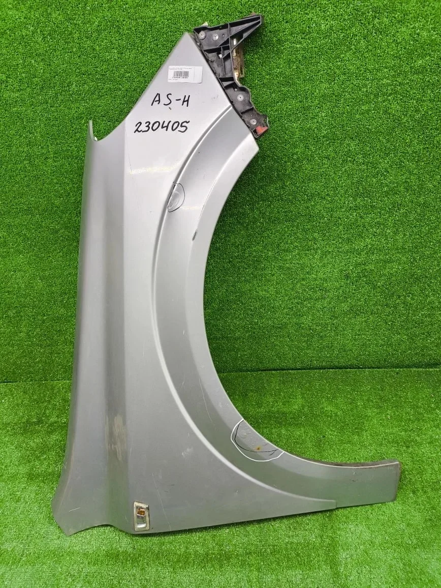 Крыло OPEL ASTRA H 2004- переднее правое серебро б/у ASTRA H(2004-2014)