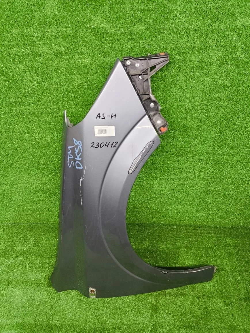 Крыло OPEL ASTRA H 2004- переднее правое серое б/у ASTRA H(2004-2014)
