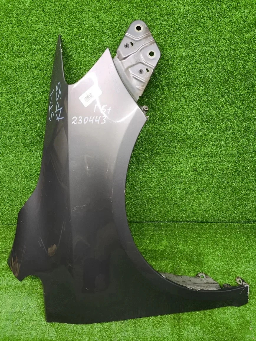 Крыло VOLKSWAGEN GOLF 5+ 2005- переднее правое серое б/у GOLF 5+(2005-2014)