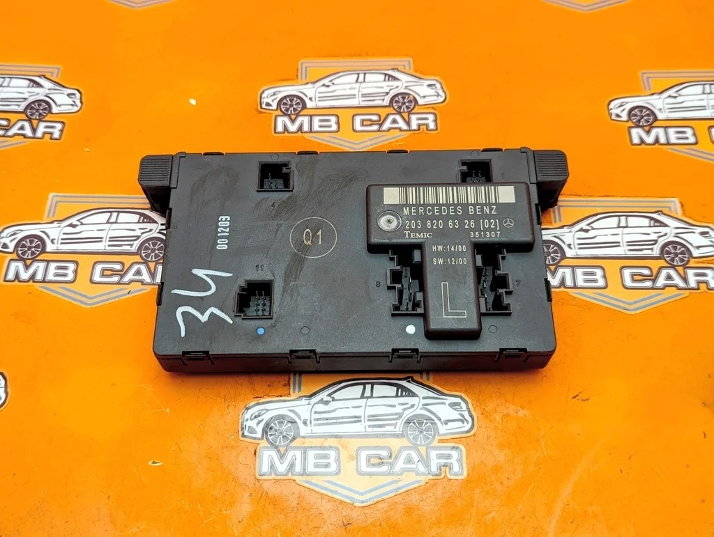 Блок двери Mercedes-Benz