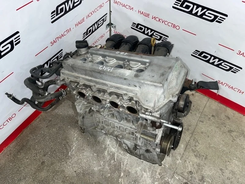 Двигатель Toyota Wish 1900022330 ZNE14G 1ZZ-FE