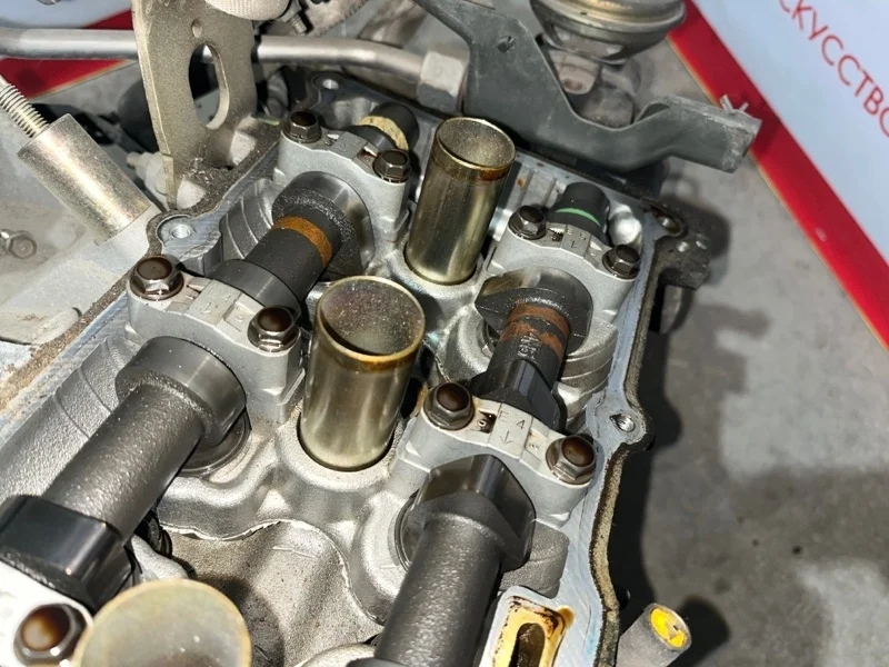 Двигатель Nissan Ad 101025M650 VY11 QG13DE