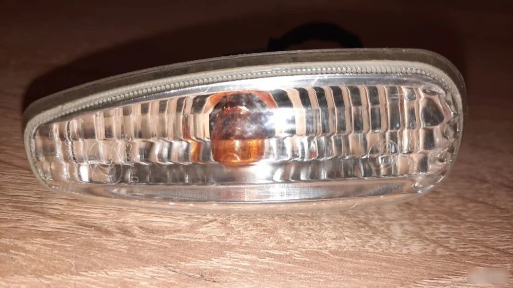 Повторитель поворота в крыло Kia Ceed 1 923033L100