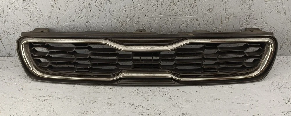 Решетка радиатора Kia soul 2013 863502K500