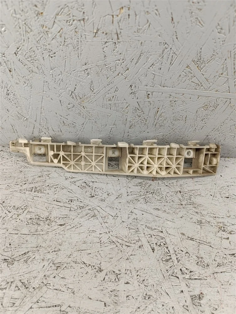 Кронштейн крепления заднего бампера Kia soul 2016 86654B2000 PS D4FB, правый