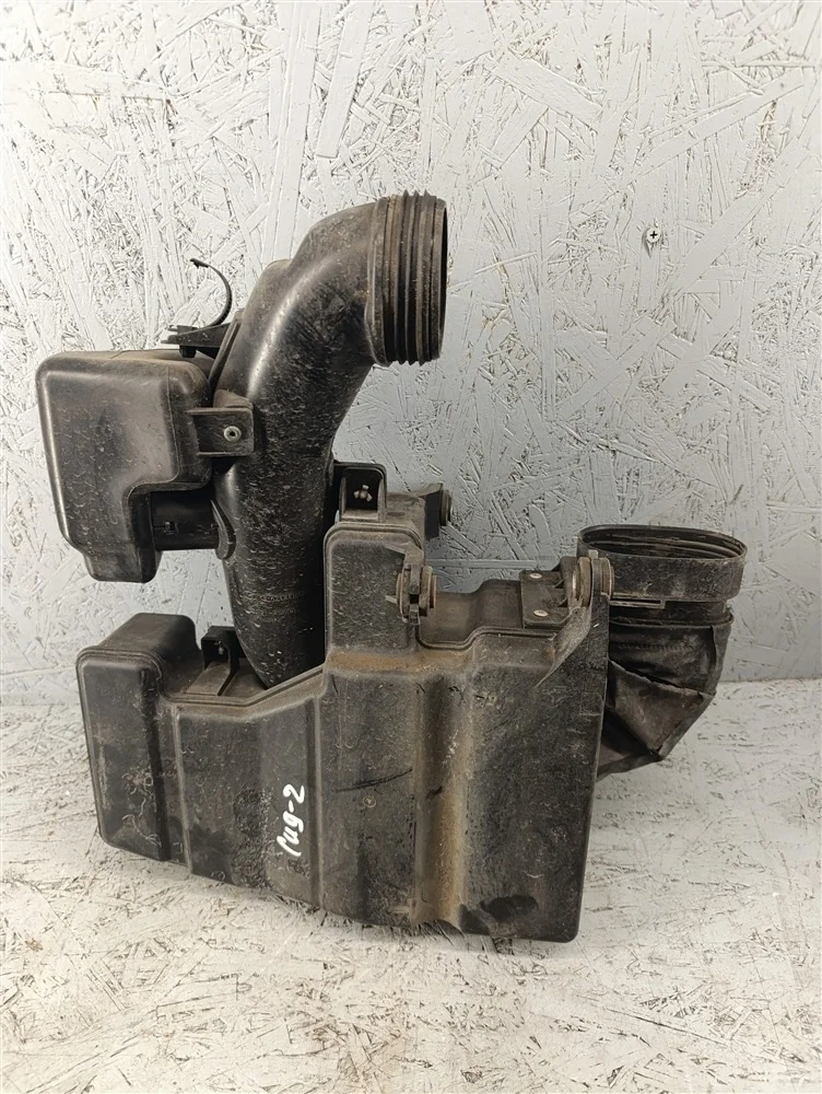 Резонатор воздушного фильтра Kia ceed 2014 86822A2200 УНИВЕРСАЛ