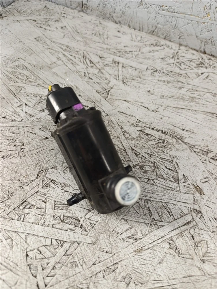 Мотор бочка омывателя Kia soul 2013 985102K000