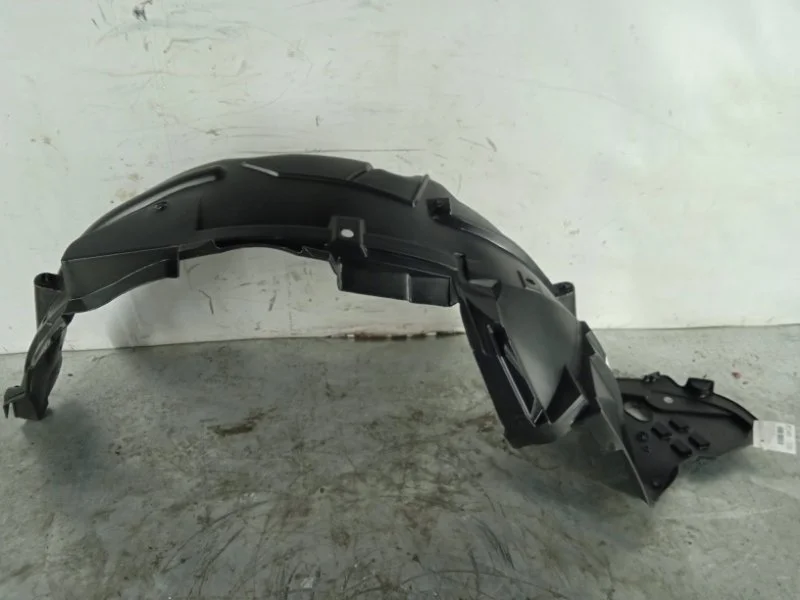 Подкрылок Honda Civic 8 2006-2011 60261SNBJ00ZZ 4D, передний левый