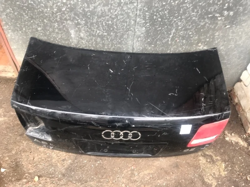 Крышка багажника Audi A8 2003-2010 4E0827023A D3