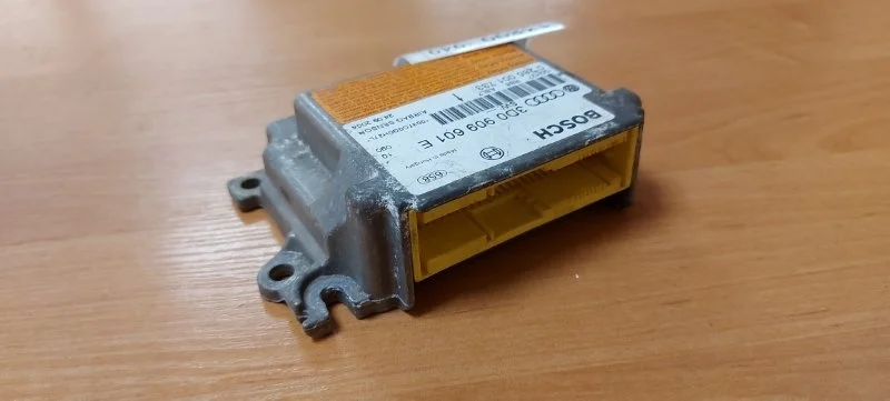 Блок Срс Volkswagen Touareg 2003-2010 3D0909601E