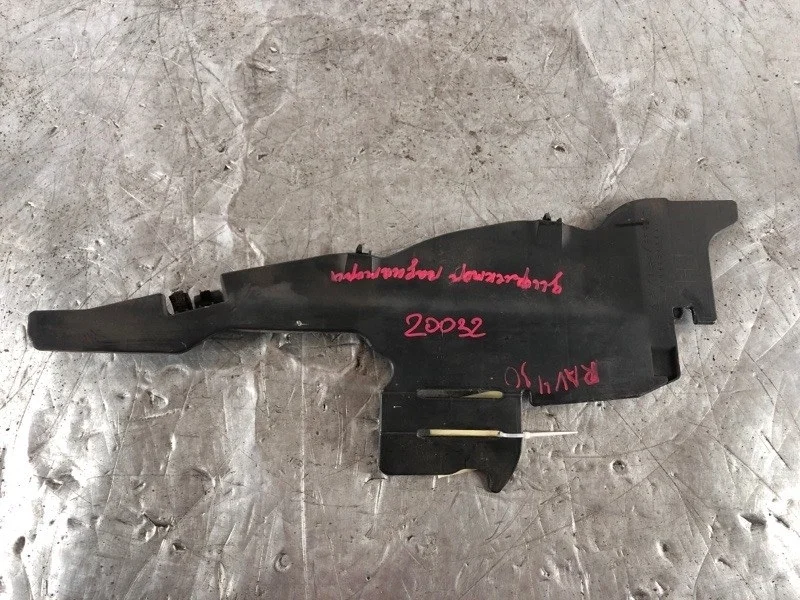 Дефлектор радиатора Toyota RAV4 2006-2009 5329442010 30, левый