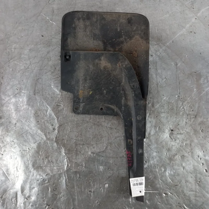 Брызговик Toyota Land Cruiser 2015-2021 7662560240 200, задний правый