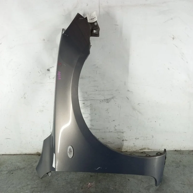 Крыло Mazda 3 2003-2009 BN8V52111D BK, переднее правое