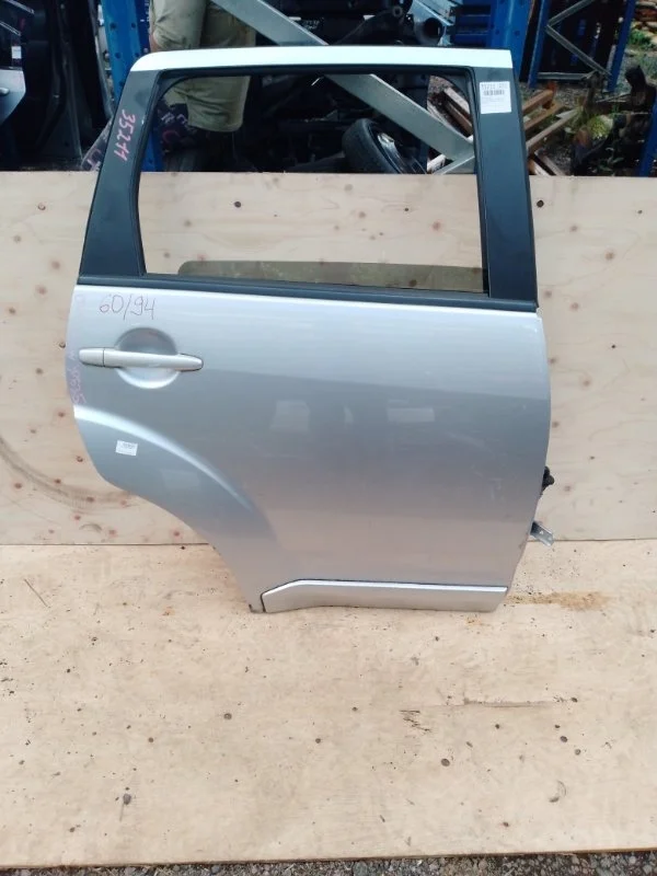 Дверь Mitsubishi Outlander XL 2007-2012 5730A242, задняя правая