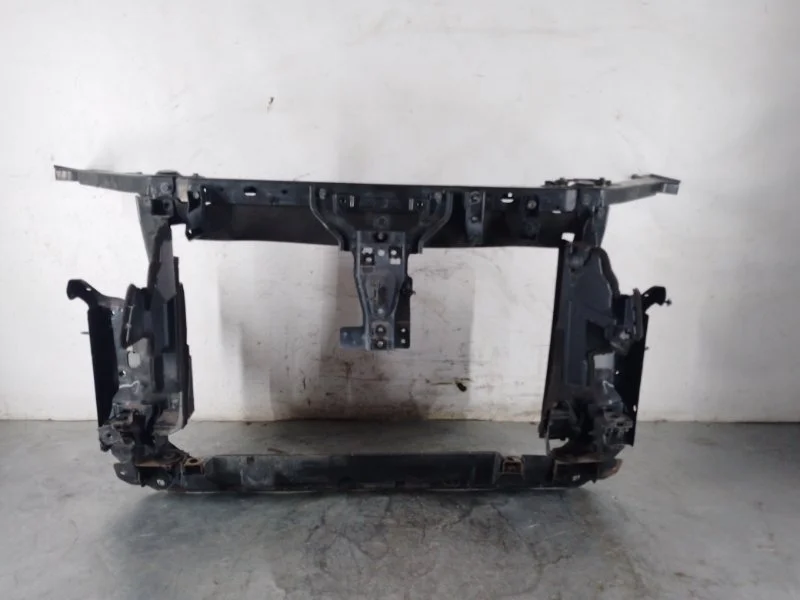 Панель передняя Nissan X-Trail 2007-2015 62511JG00A T31