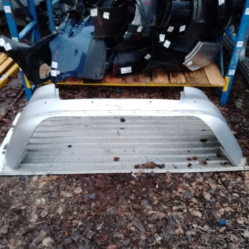 Бампер Volkswagen Passat 2010-2015 3AF807421A В7, задний